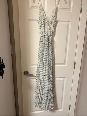 floral chiffon evening dress MissJophiel Women Straps V Neck Sage Maxi Tiered Prom Formal Gown Sage / Tea Length / US2 Pay With:550 Qs (Silkroll Fee: $13.75) over floral print * Style:AP1D106060 Las Vegas's Downtown Cocktail